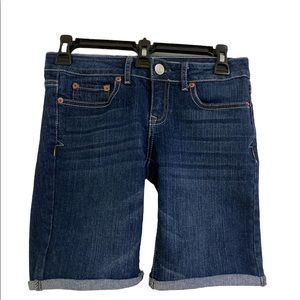 Aeropostale Bermuda shorts size 1/2 like new dark wash. Measurements in photo